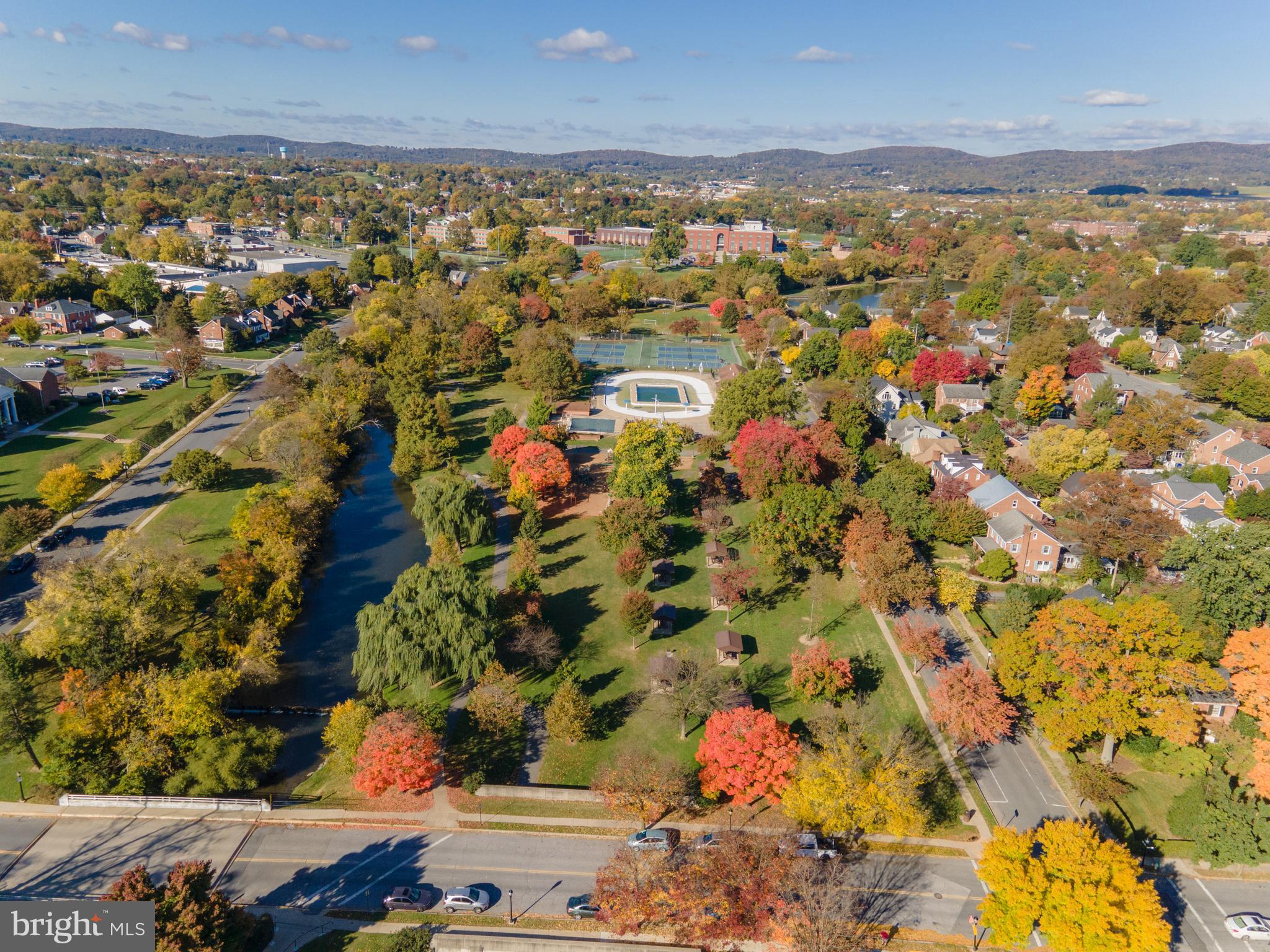 102 Mercer Court, Unit 21 3 Frederick, MD 21701 - Photo 21 of 31 a view of a city