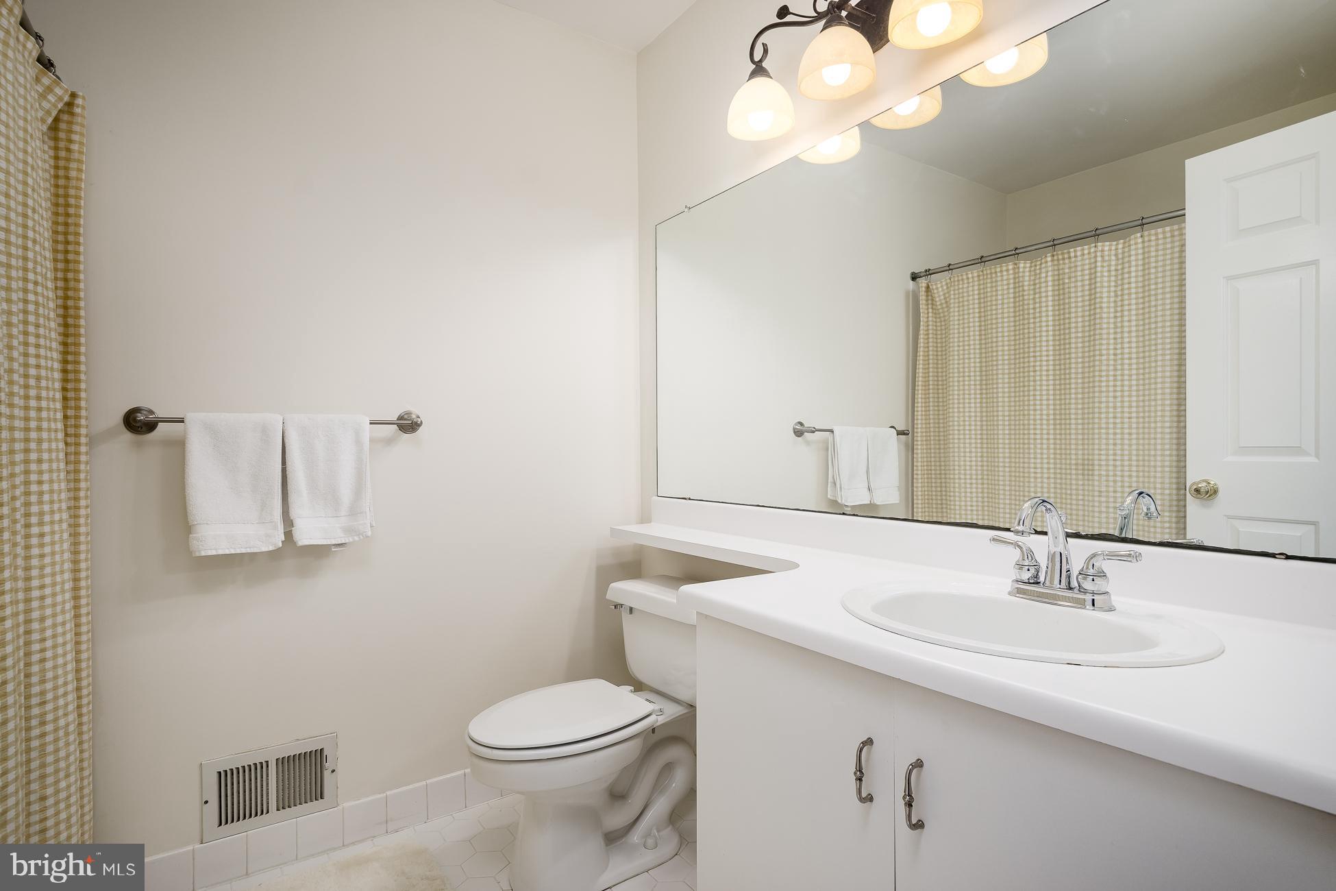 31 McComb Road Princeton, NJ 08540 - Photo 20 of 25 2nd bathroom.
