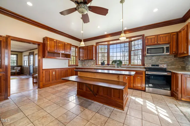 $799,000 | 11741 Highway 150, Reidsville, NC 27320