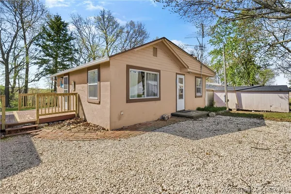 $144,900 | 212 Beachwood Drive, Sunrise Beach, MO 65079