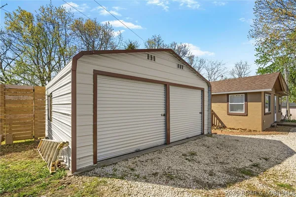 $144,900 | 212 Beachwood Drive, Sunrise Beach, MO 65079