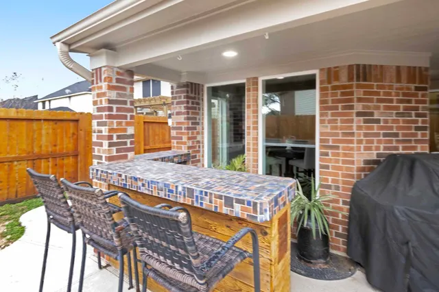 $489,900 | 4311 Green Tree Court, Pasadena, TX 77505