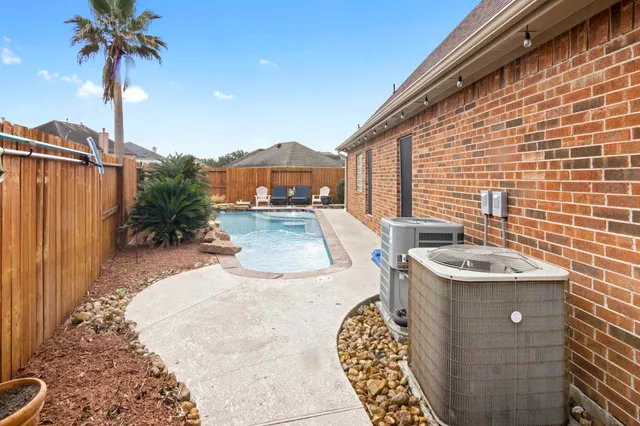 $489,900 | 4311 Green Tree Court, Pasadena, TX 77505