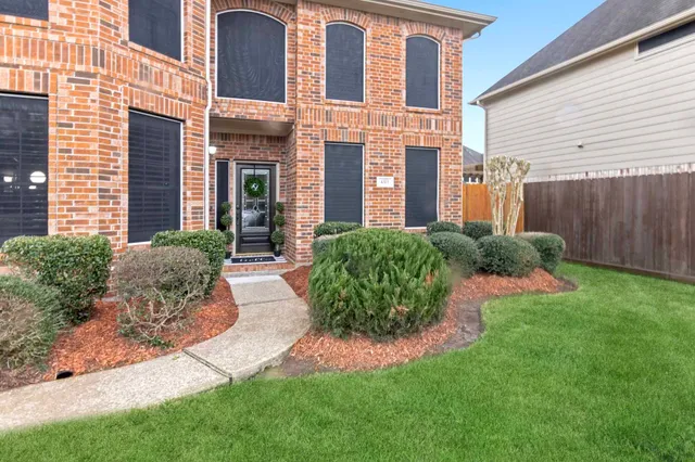 $489,900 | 4311 Green Tree Court, Pasadena, TX 77505