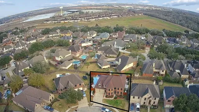 $489,900 | 4311 Green Tree Court, Pasadena, TX 77505