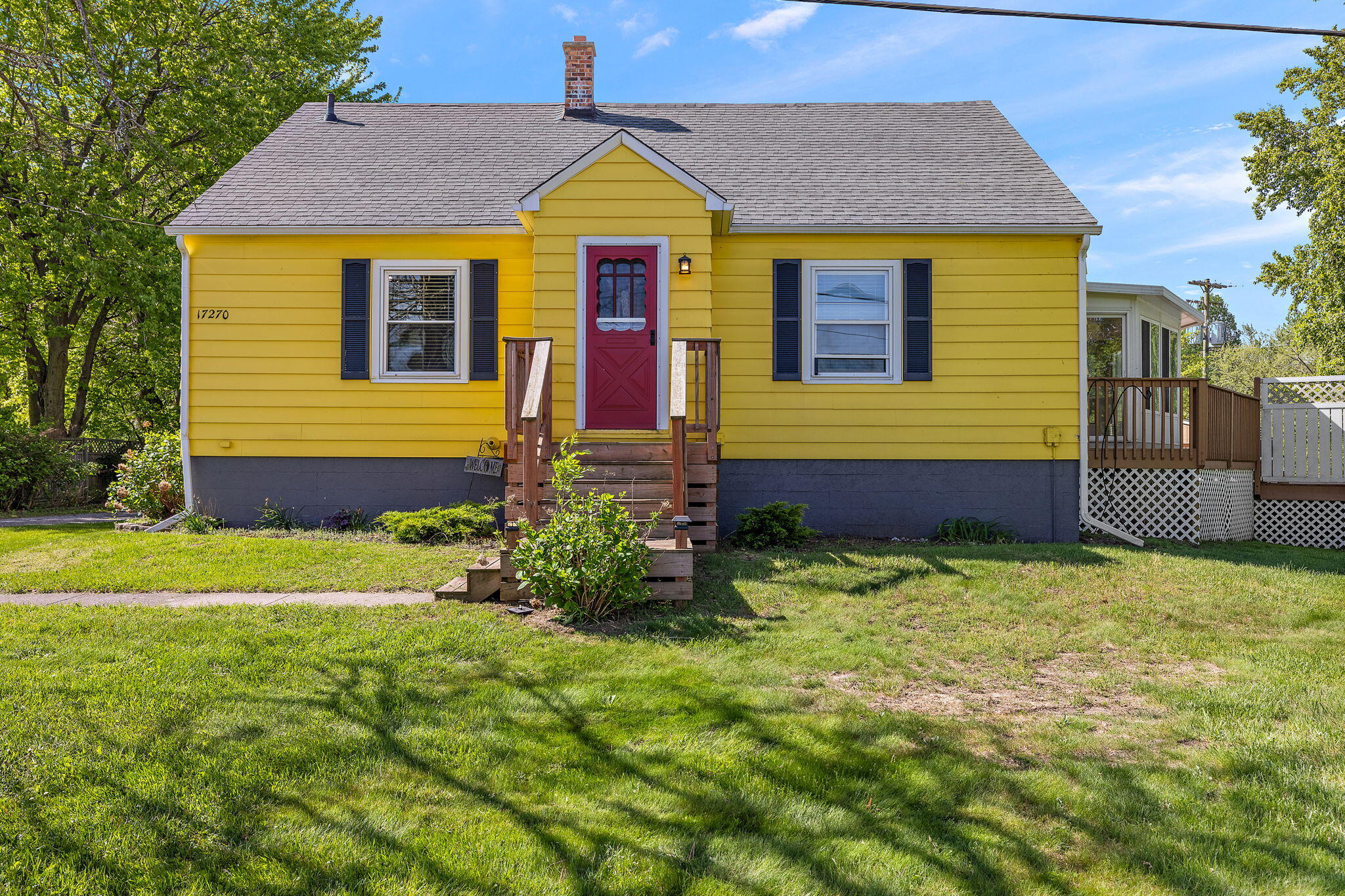 17270 Taft