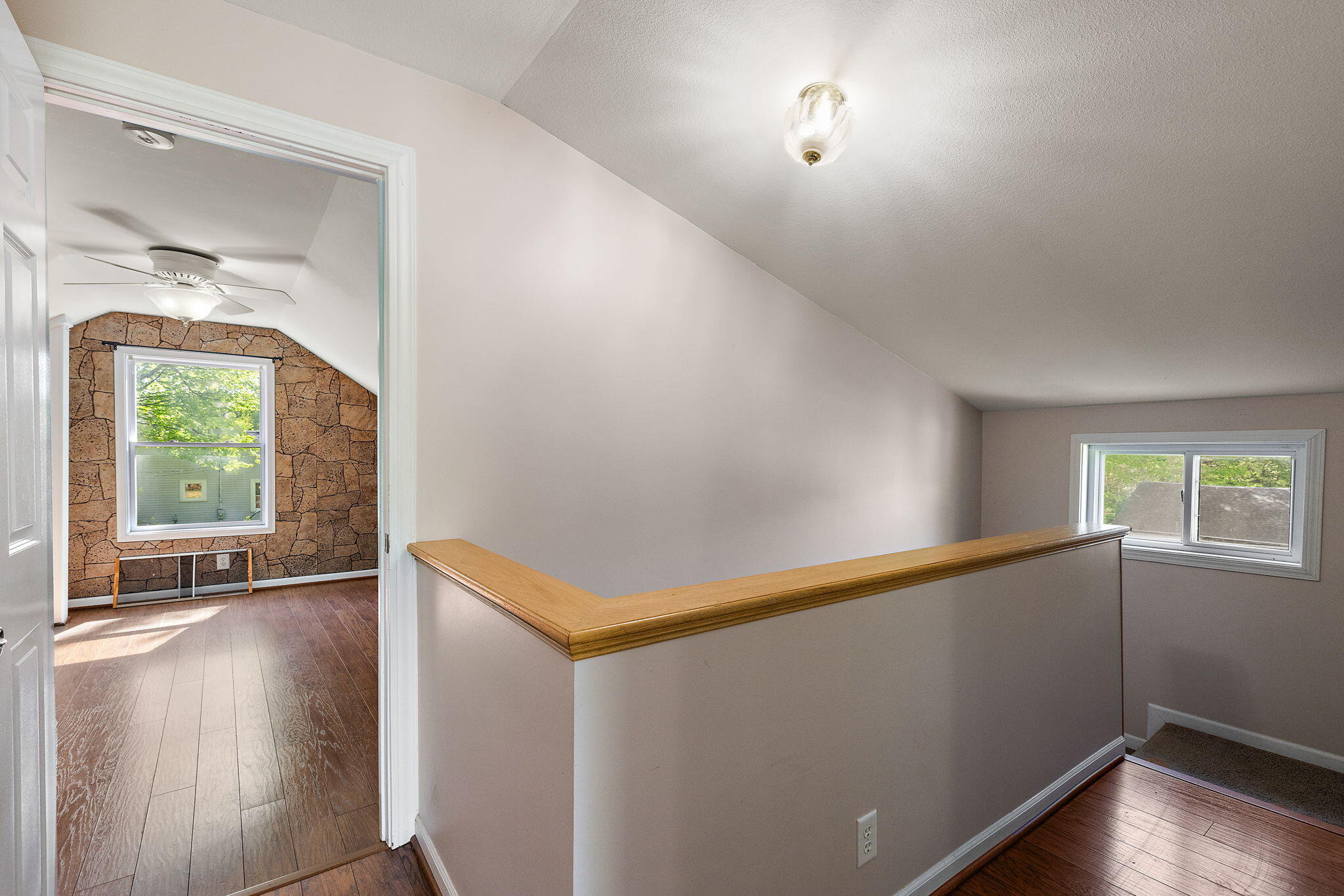 17270 Taft Road Spring Lake, MI 49456 - Photo 24 of 73 Upstairs landing