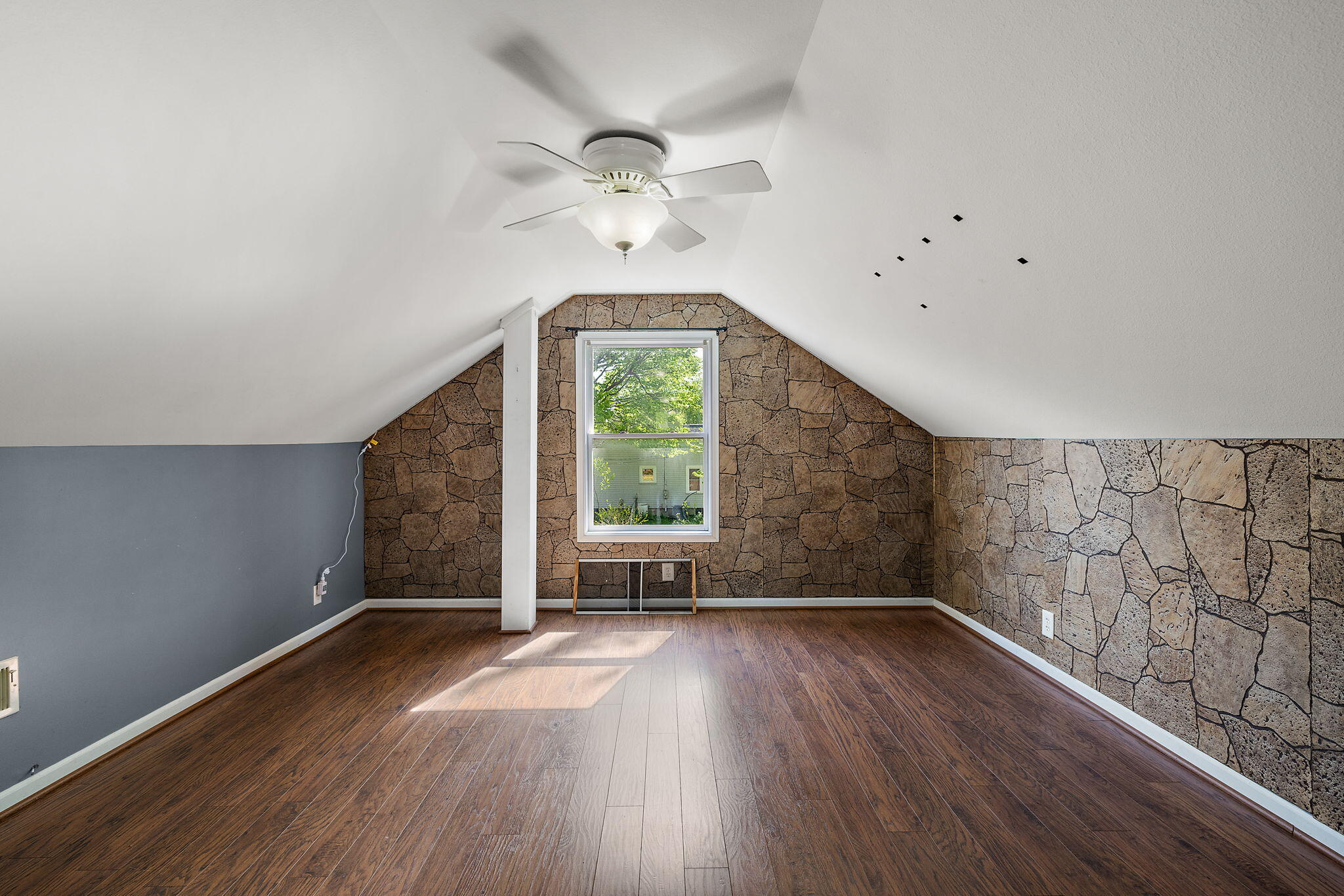 17270 Taft Road Spring Lake, MI 49456 - Photo 31 of 73 2nd Floor Bedroom 2