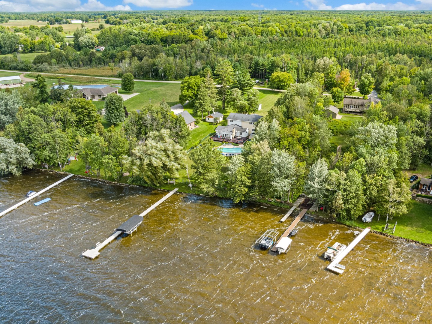 W6336 Circle Drive Crivitz, WI 54114 - Photo 39 of 52 a view of a tennis court
