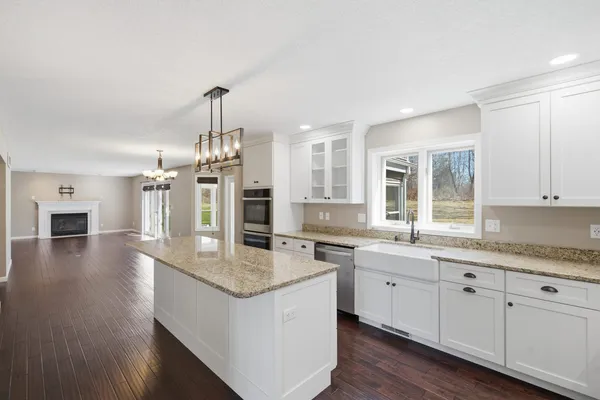 $529,900 | 25 Timber Ridge Drive, Coal Valley, IL 61240