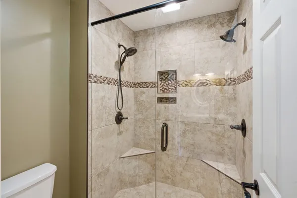 $529,900 | 25 Timber Ridge Drive, Coal Valley, IL 61240