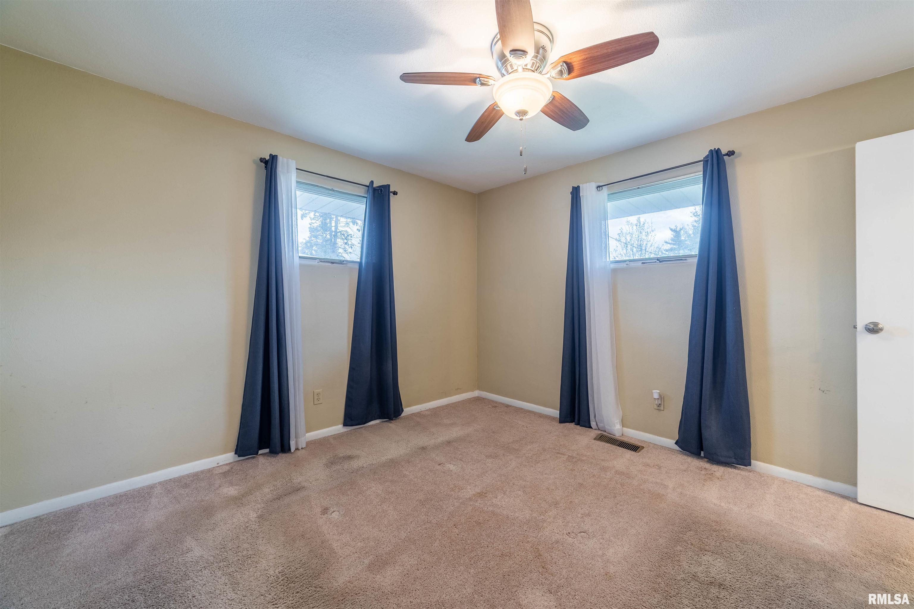 825 South 24th Street Quincy, IL 62301 - Photo 23 of 34