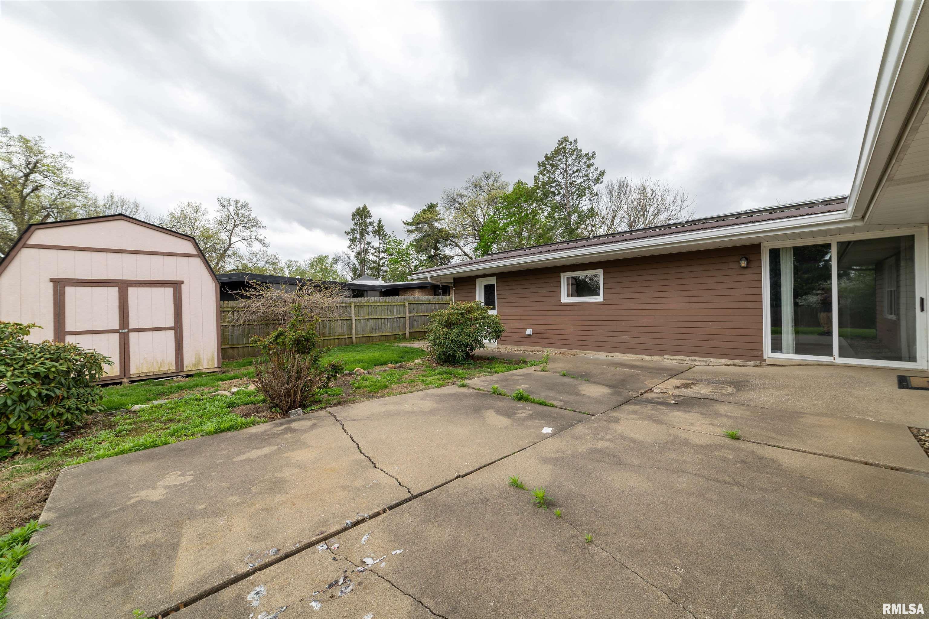 825 South 24th Street Quincy, IL 62301 - Photo 30 of 34