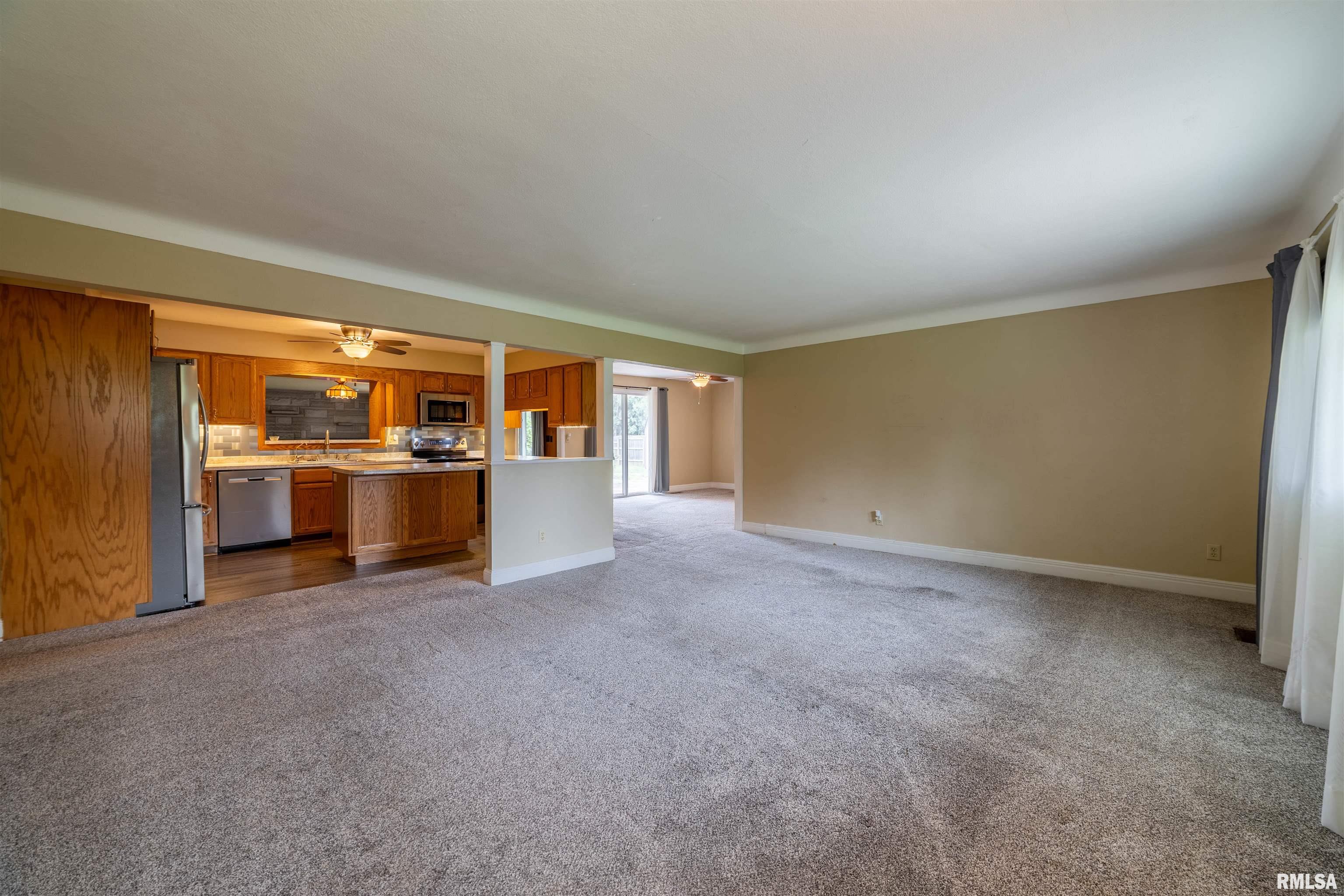 825 South 24th Street Quincy, IL 62301 - Photo 4 of 34