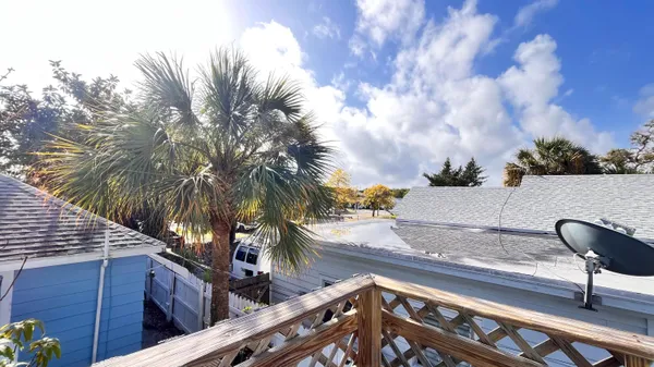 $1,400 | 713 North Federal Highway, Unit 4, Lake Worth Beach, FL 33460