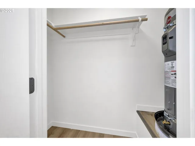 $999,000 | 4070 Barger Drive, Eugene, OR 97402