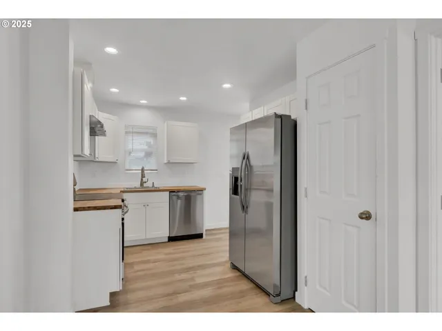 $999,000 | 4070 Barger Drive, Eugene, OR 97402