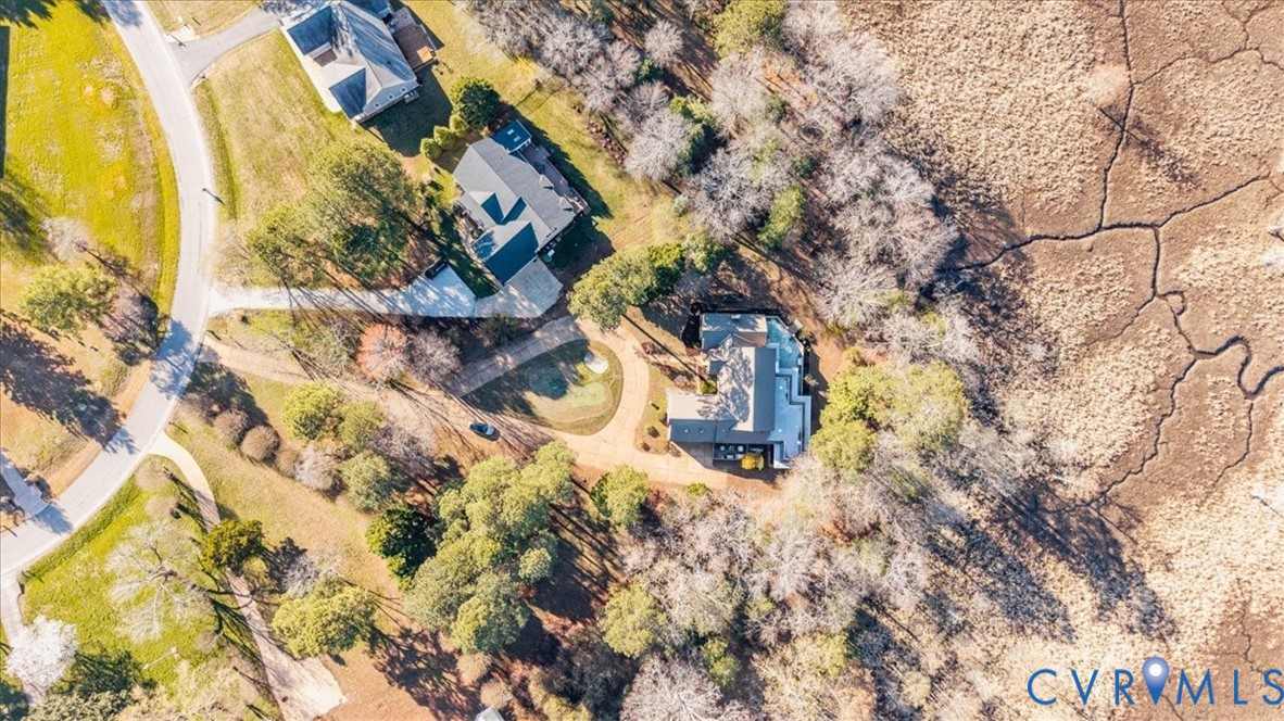 276 Colony Trail Lanexa, VA 23089 - Photo 11 of 39 a backyard of a house with large trees