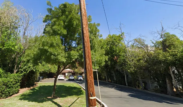 $2,010 | 2142 Butte Street, Redding, CA 96001