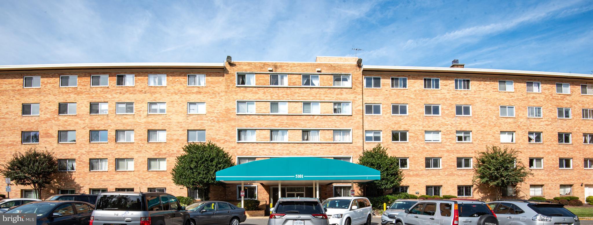 5101 8th Road South, Unit 413 Arlington, VA 22204 - Photo 17 of 18 Permit parking, with visitor spaces