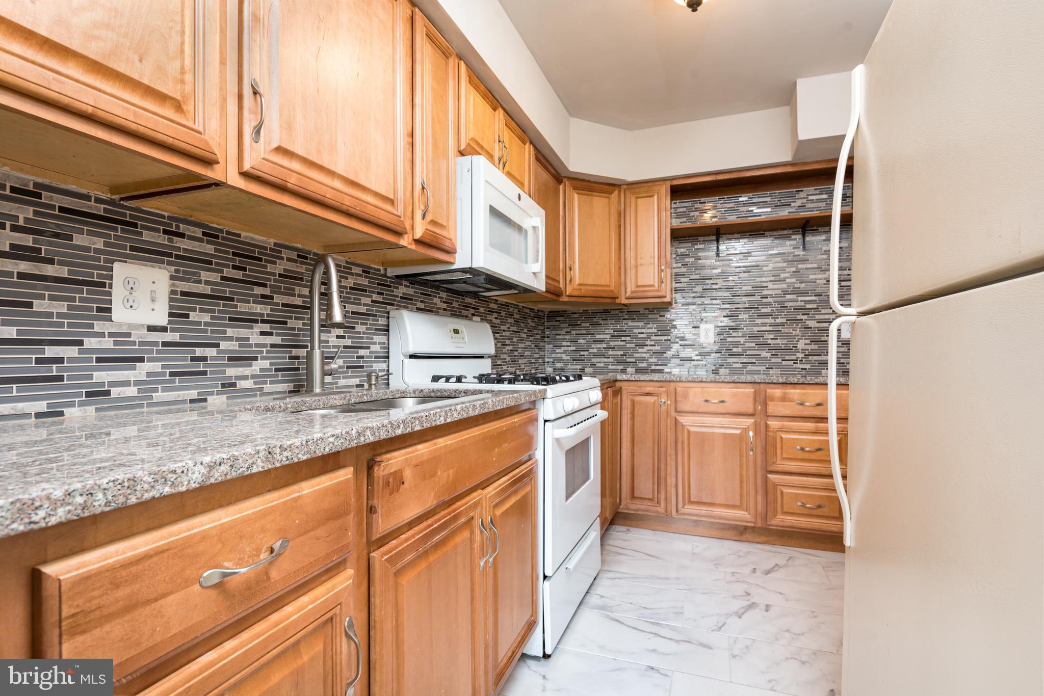 5101 8th Road South, Unit 413 Arlington, VA 22204 - Photo 8 of 18 Newer kitchen remodel