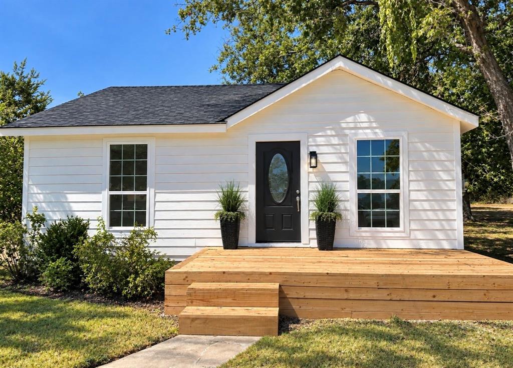 1007 North Lane Street Comanche, TX 76442 - Photo 2 of 32 Gallery Image 2