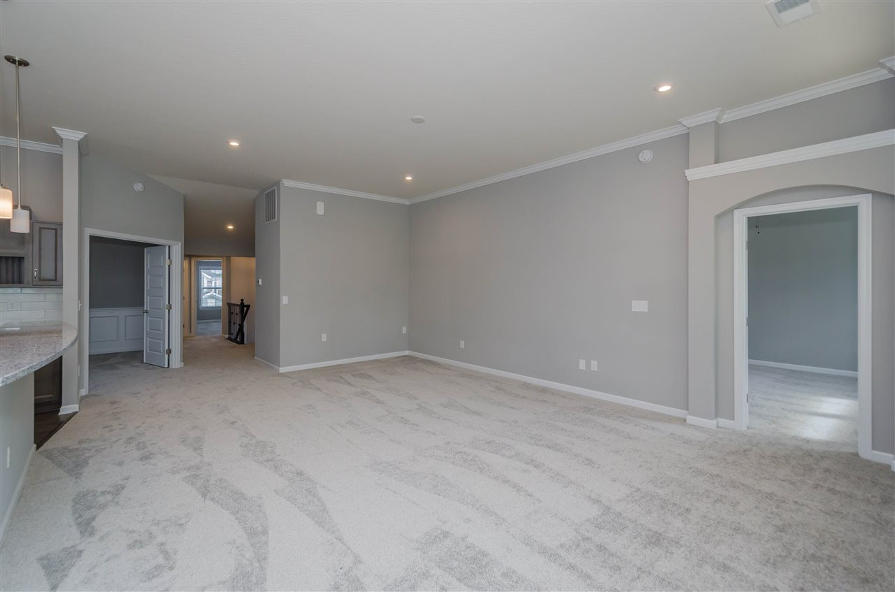 2205 Piazza Ridge, Unit 11302 Covington, KY 41017 - Photo 6 of 47 Gallery Image 6