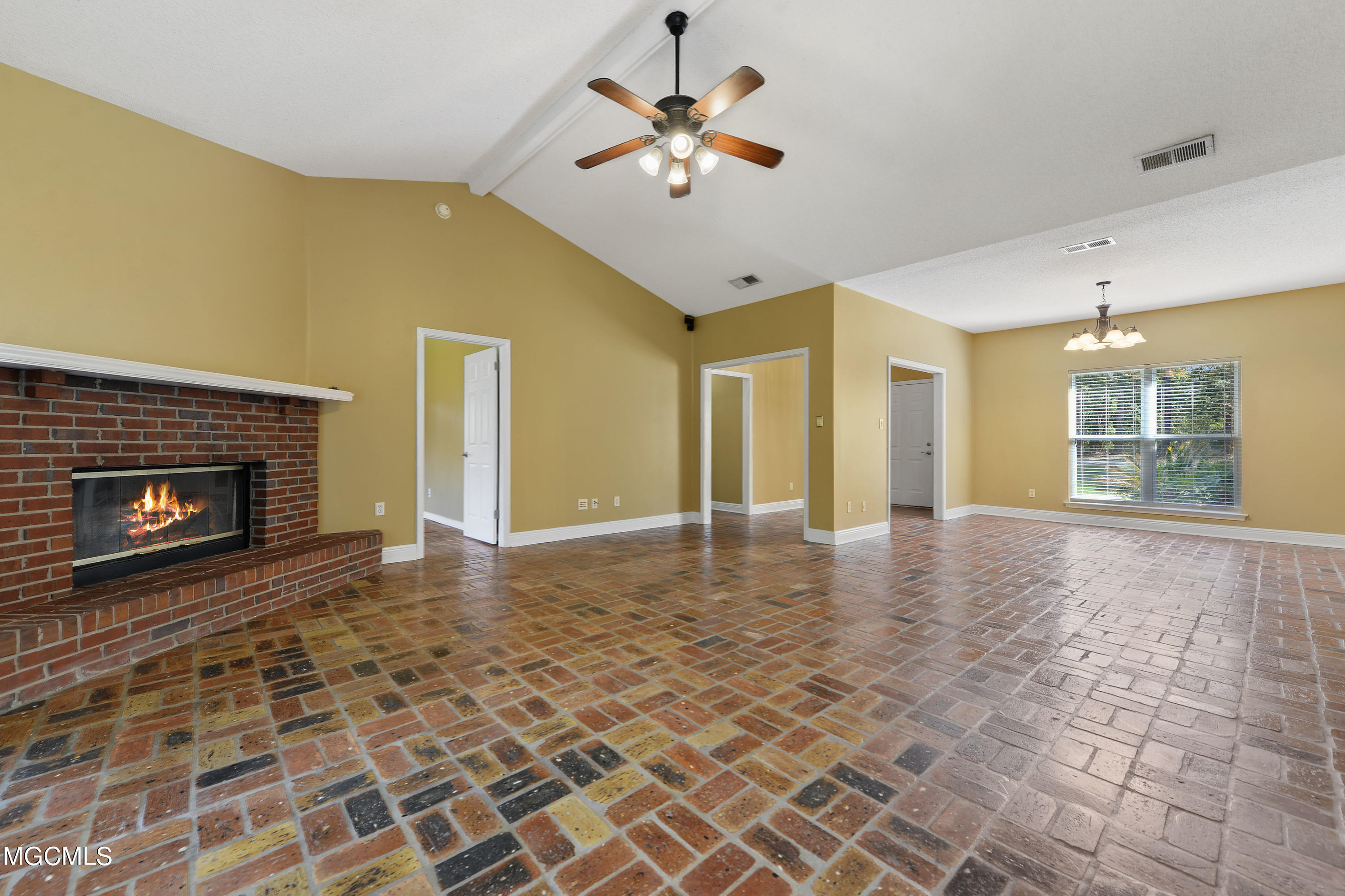 5711 Dead River Road Gautier, MS 39553 - Photo 5 of 27 006