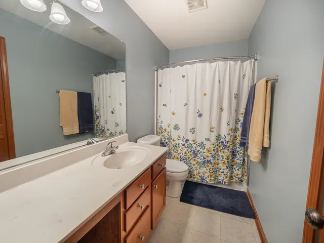 $319,900 | 1206 Kennedy Drive, Kirkland, IL 60146