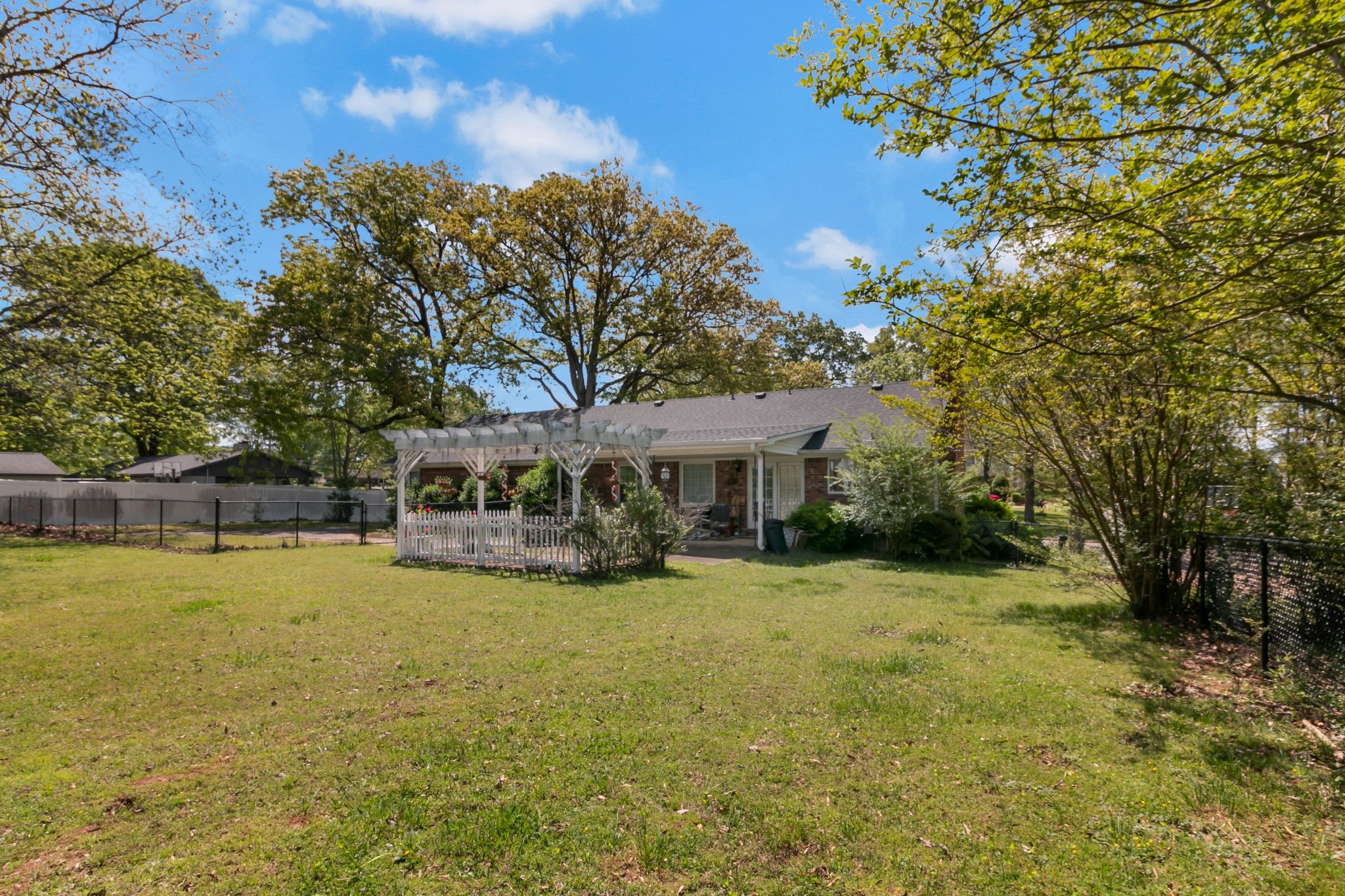 1728 Lone Oak Road Paris, TN 38242 - Photo 18 of 22 Gallery Image 18