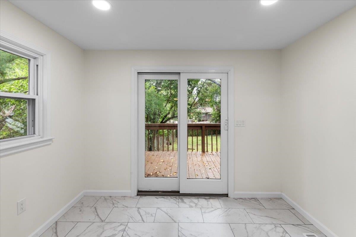 140 Summit Ridge Road Southwest Christiansburg, VA 24073 - Photo 10 of 28 Gallery Image 10