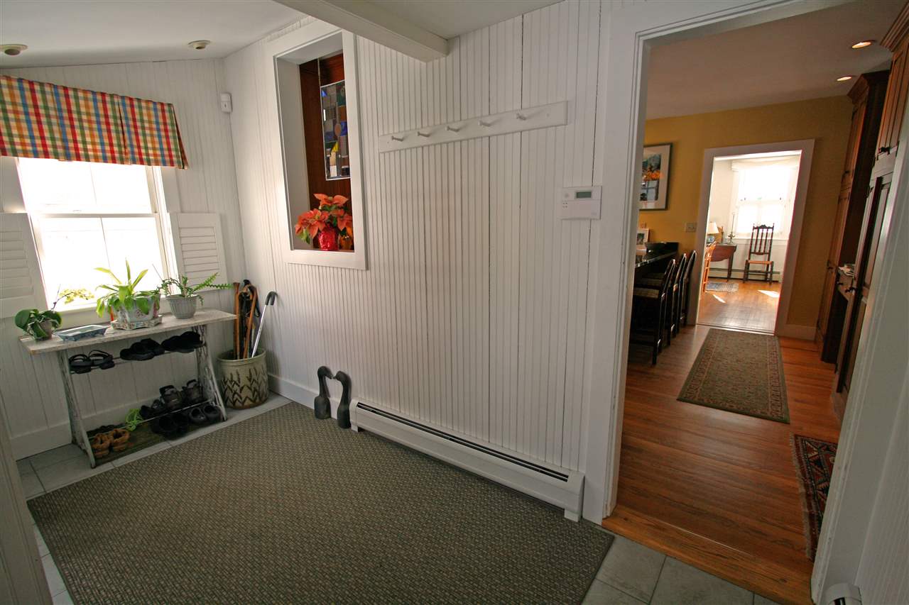 114 Boston Post Road Amherst, NH 03031 - Photo 19 of 40