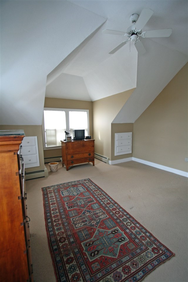 114 Boston Post Road Amherst, NH 03031 - Photo 22 of 40