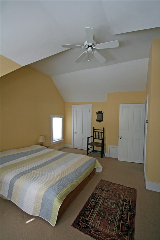 114 Boston Post Road Amherst, NH 03031 - Photo 25 of 40