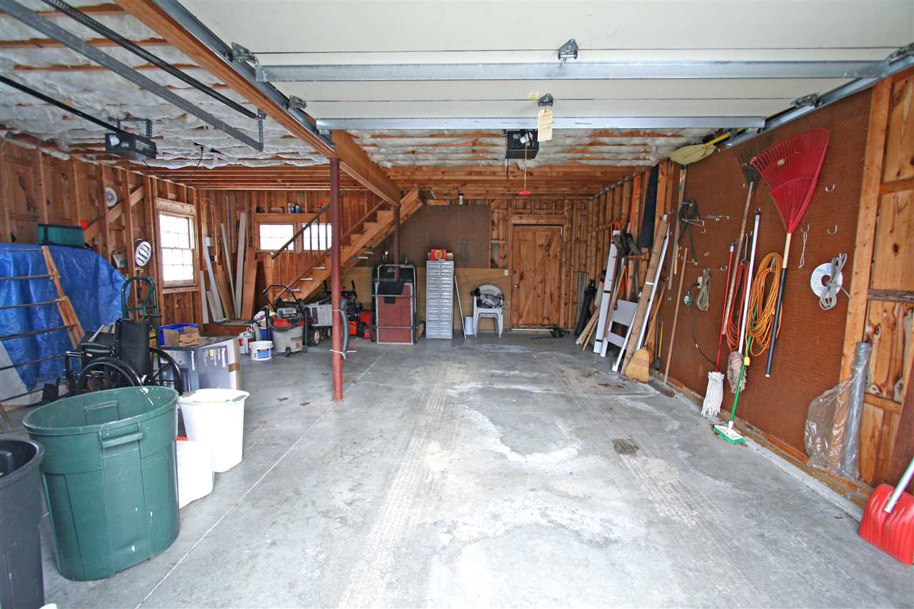 114 Boston Post Road Amherst, NH 03031 - Photo 27 of 40