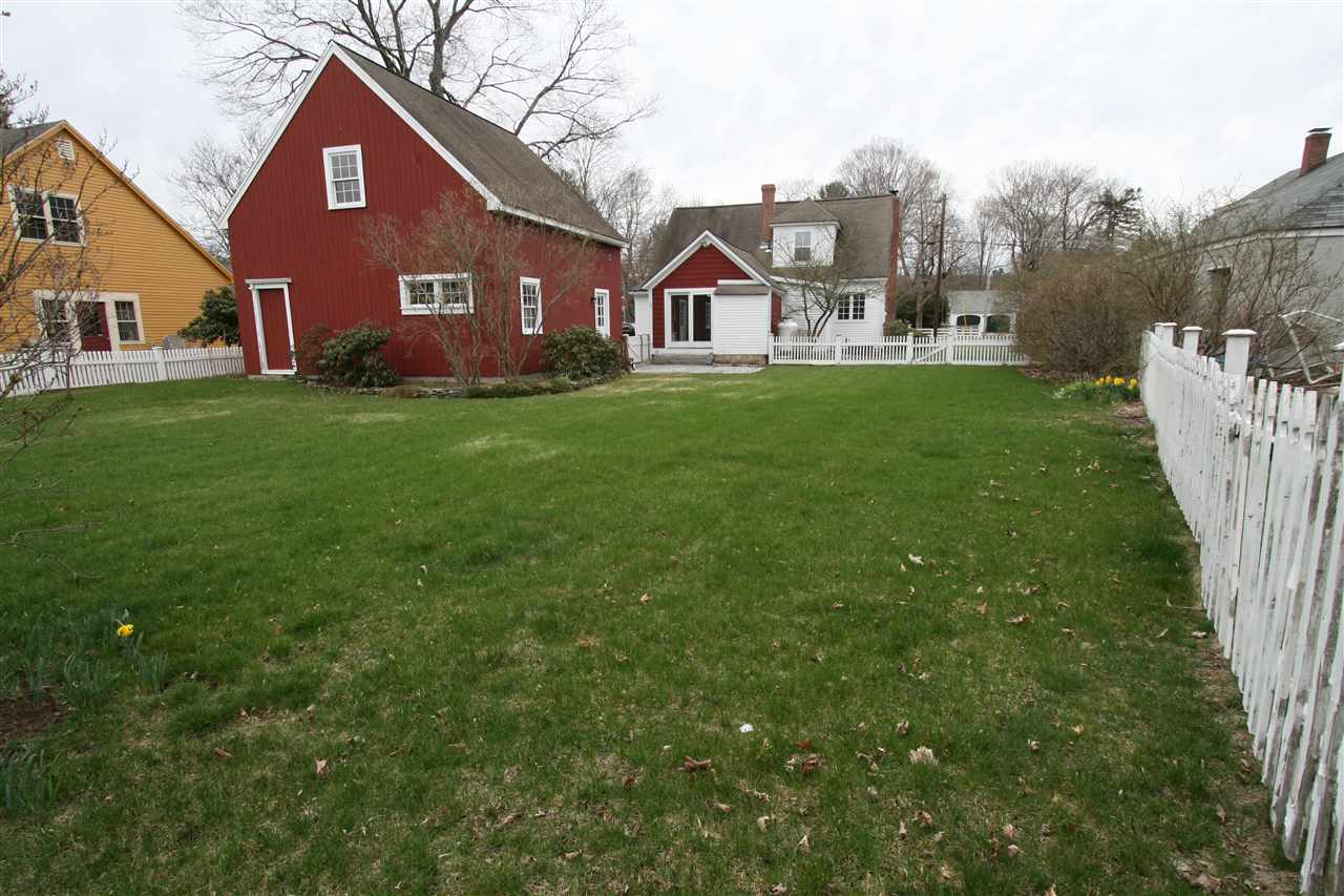 114 Boston Post Road Amherst, NH 03031 - Photo 33 of 40