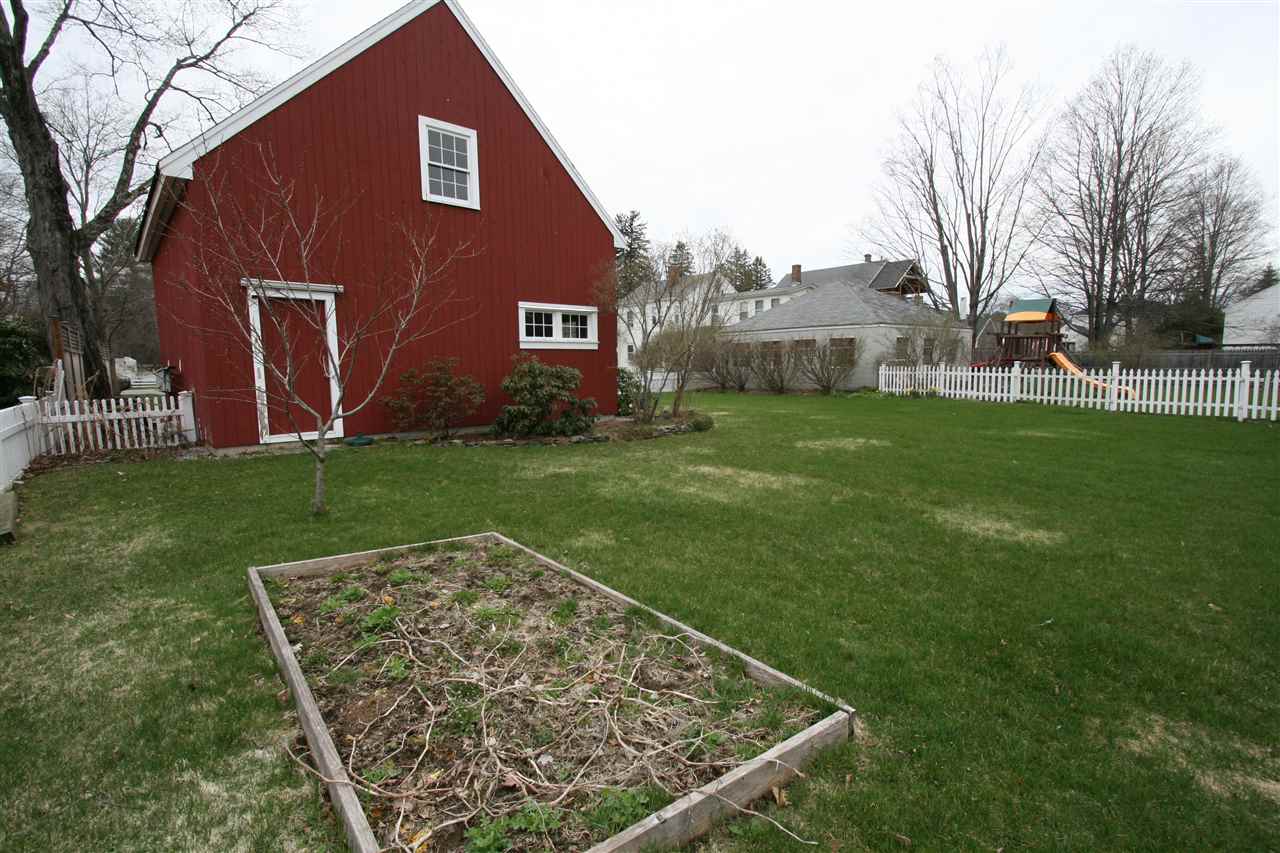 114 Boston Post Road Amherst, NH 03031 - Photo 34 of 40