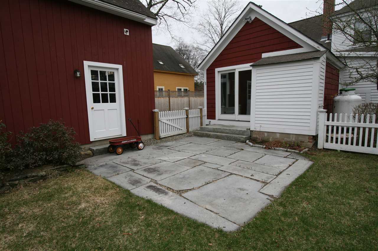 114 Boston Post Road Amherst, NH 03031 - Photo 37 of 40