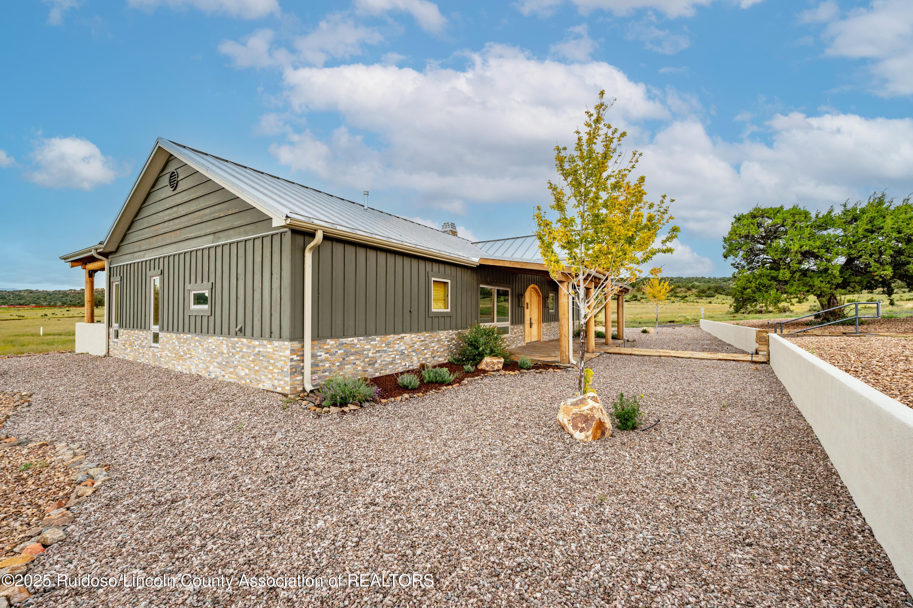 331 Pine Lodge Road Capitan, NM 88316 - Photo 103 of 156 Gallery Image 103