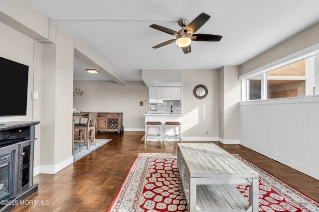 $2,700 | 321 Sunset Avenue, Unit 3H, Asbury Park, NJ 07712