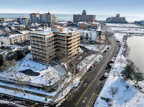 $2,700 | 321 Sunset Avenue, Unit 3H, Asbury Park, NJ 07712