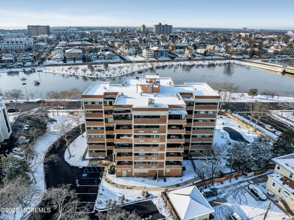 $2,700 | 321 Sunset Avenue, Unit 3H, Asbury Park, NJ 07712