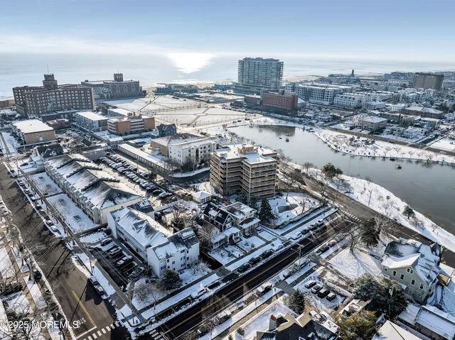 $2,700 | 321 Sunset Avenue, Unit 3H, Asbury Park, NJ 07712