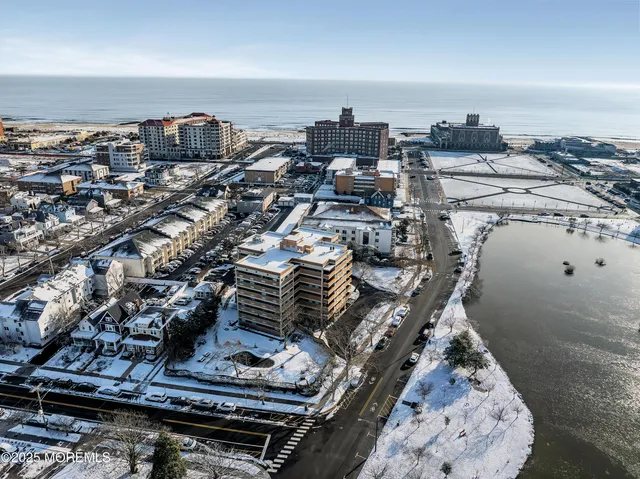 $2,700 | 321 Sunset Avenue, Unit 3H, Asbury Park, NJ 07712