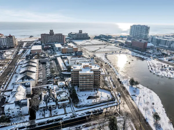 $2,700 | 321 Sunset Avenue, Unit 3H, Asbury Park, NJ 07712