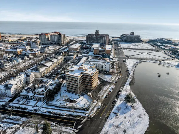 $2,700 | 321 Sunset Avenue, Unit 3H, Asbury Park, NJ 07712