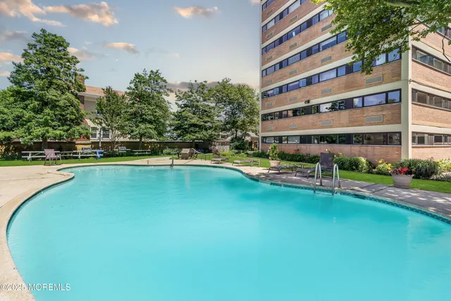 $2,700 | 321 Sunset Avenue, Unit 3H, Asbury Park, NJ 07712