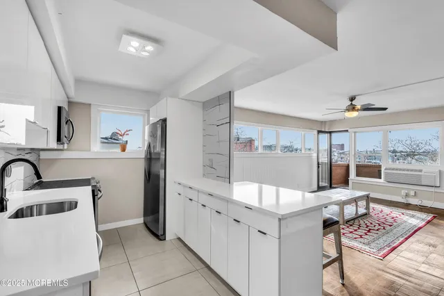 $2,700 | 321 Sunset Avenue, Unit 3H, Asbury Park, NJ 07712