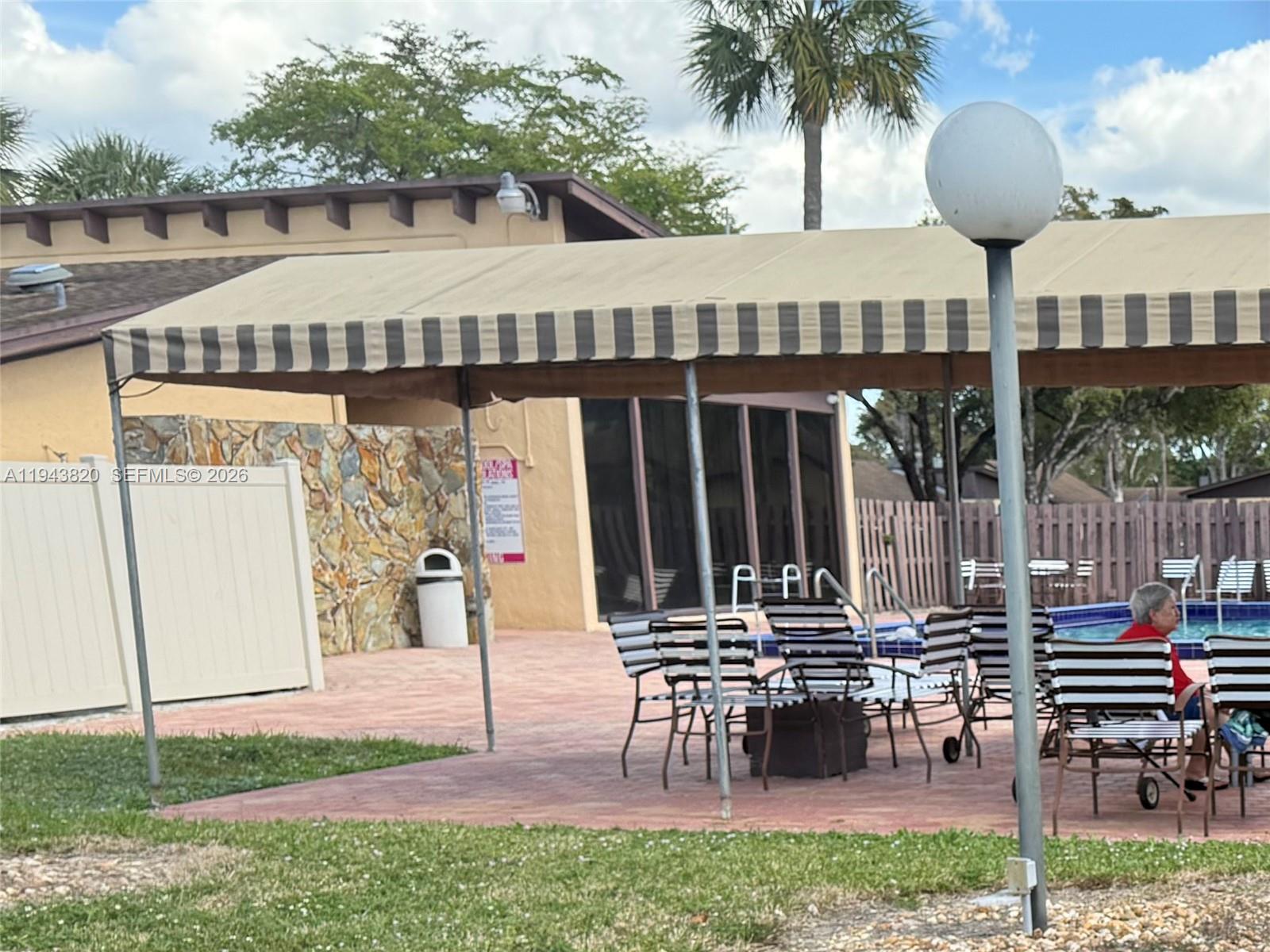 121 Gate Road, Unit 264 Hollywood, FL 33024 - Photo 32 of 32 Community Pool