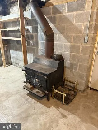 a close up of a mirror